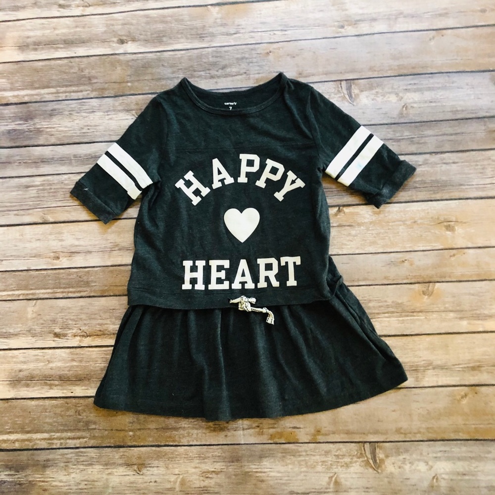 Girls cute dark gray shirt w/white details! Size 7